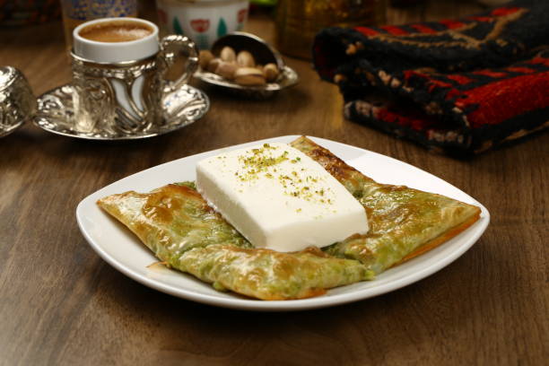 Kare Katmer - Kat Kat Çıtır Lezzetin İncelikleri